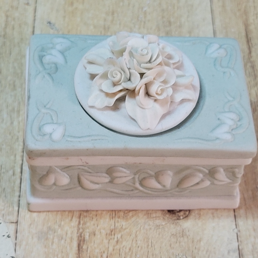 Vintage Capodimonte porcelain trinket box  With Applied Roses.
